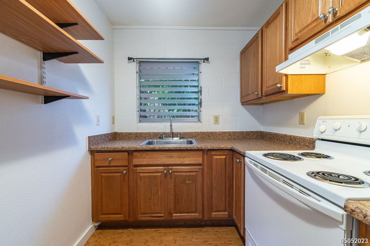 1926 Houghtailing St - Photo 3 of 19