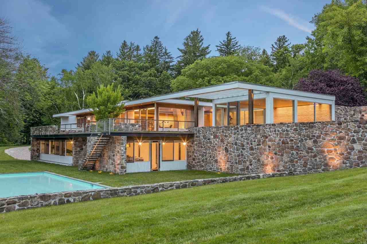 144 Gallows Ln, Litchfield, CT 06759 3 Bedroom Apartment for Rent