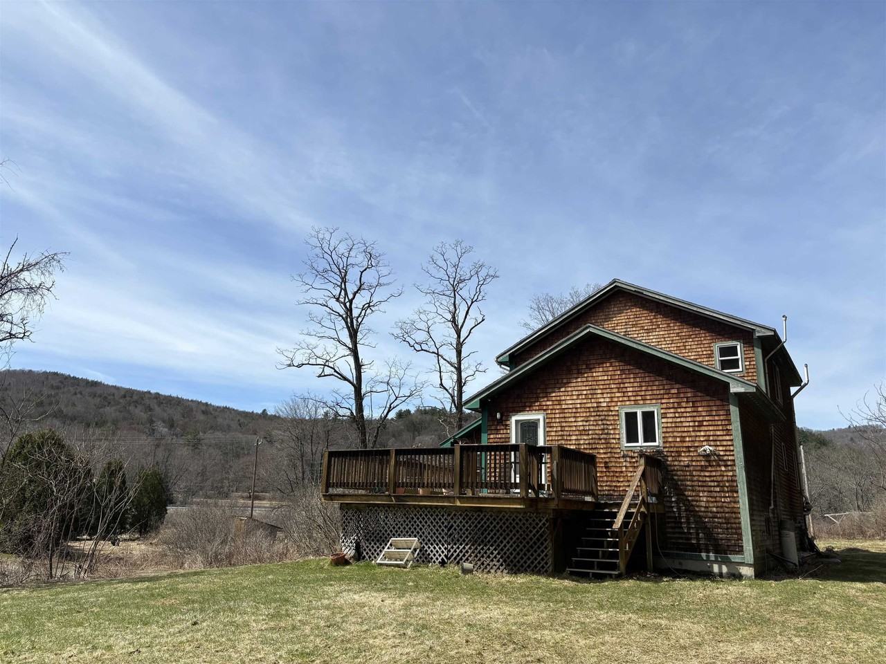 1002 Rice Farm Rd, Dummerston, VT 05301 3 Bedroom House for 2,500