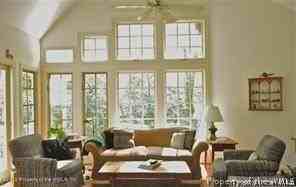 106 Tadworth - Photo 4 of 10