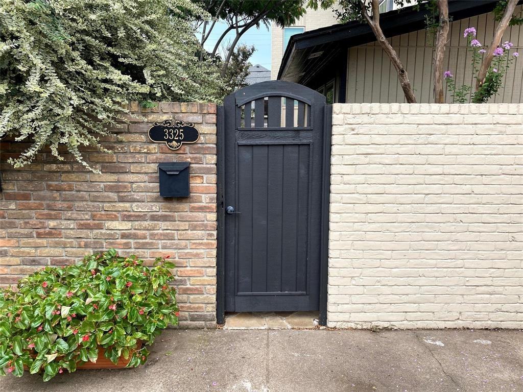 3325 Bristol Rd - Photo 2 of 26