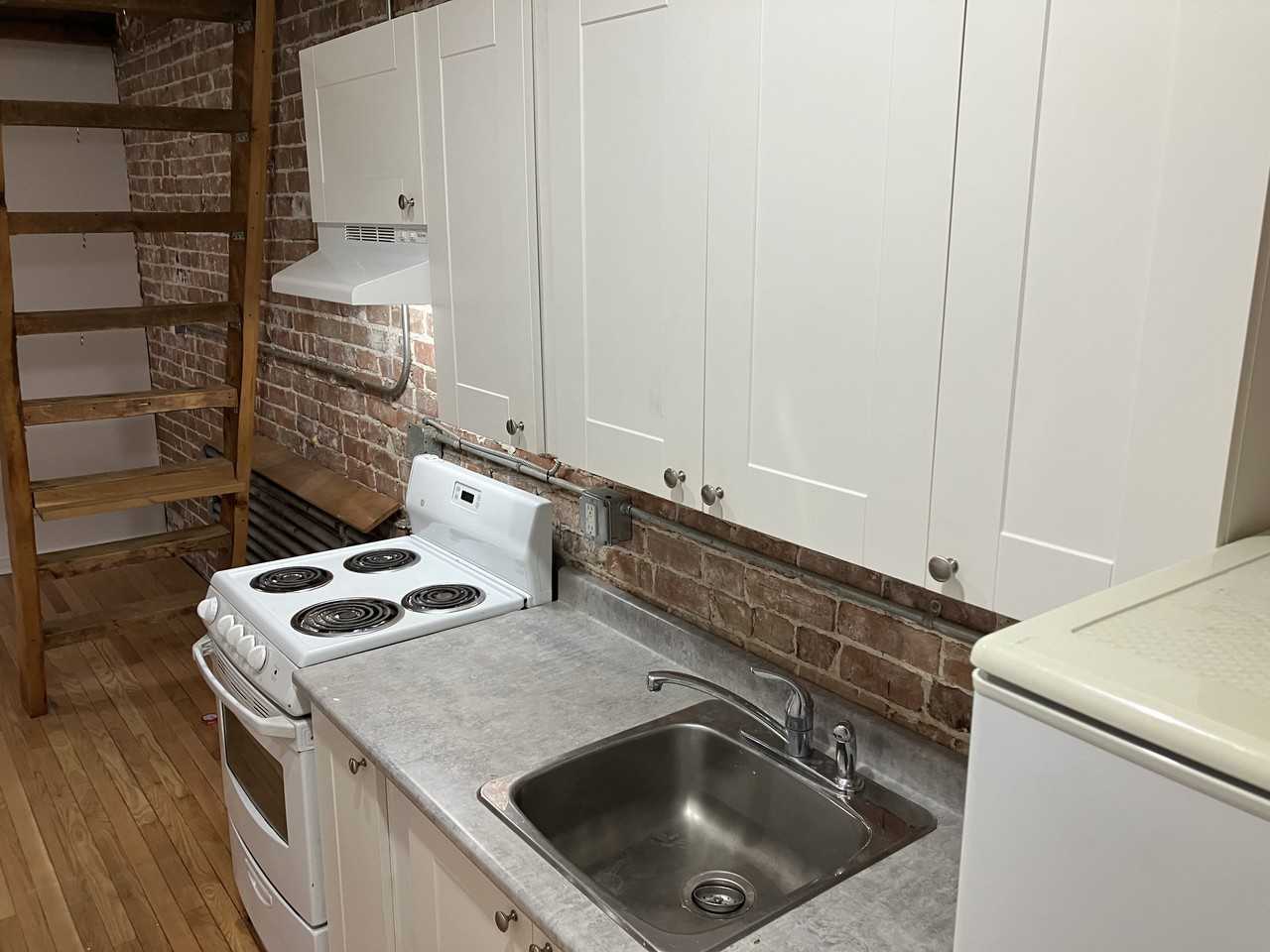 288 Daly Avenue #3 - Photo 5 of 17