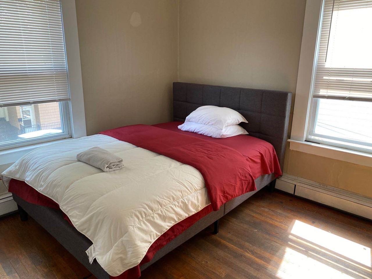 357 Windsor St #1 - Photo 7 of 11
