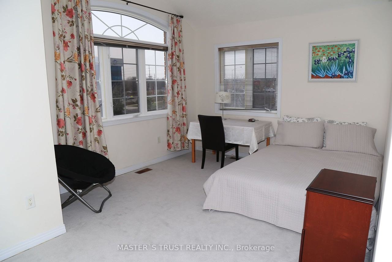 66 Starhill Crescent #None - Photo 3 of 6