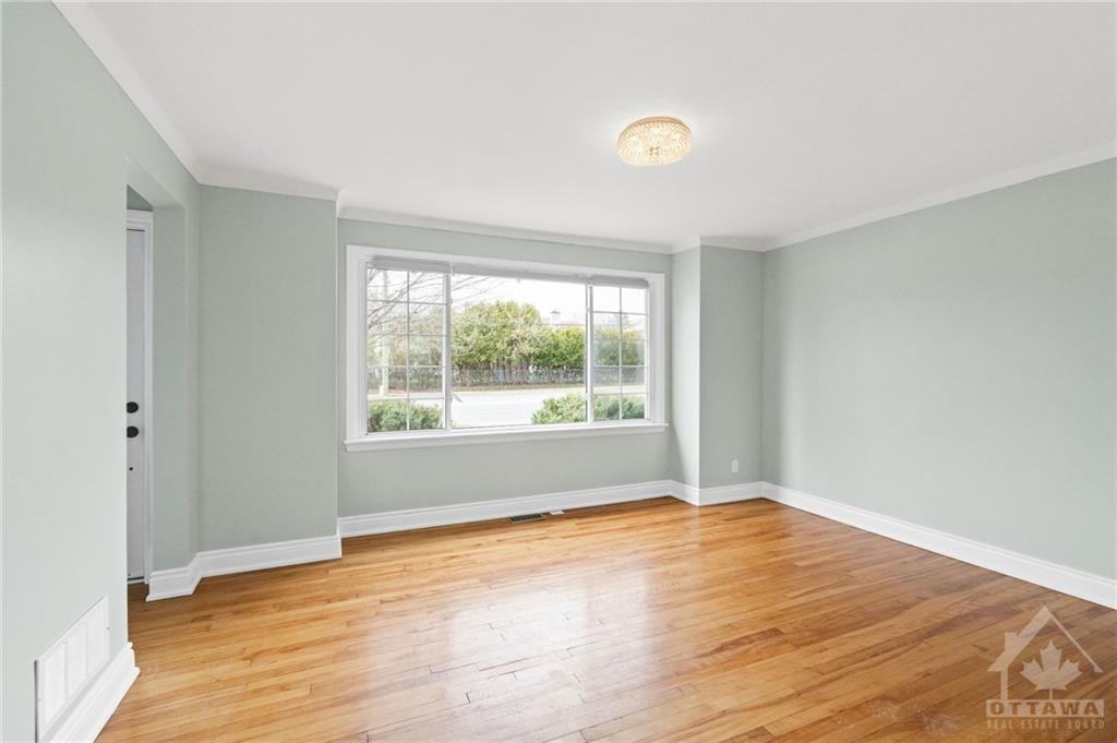 1745 Fisher Avenue - Photo 3 of 30