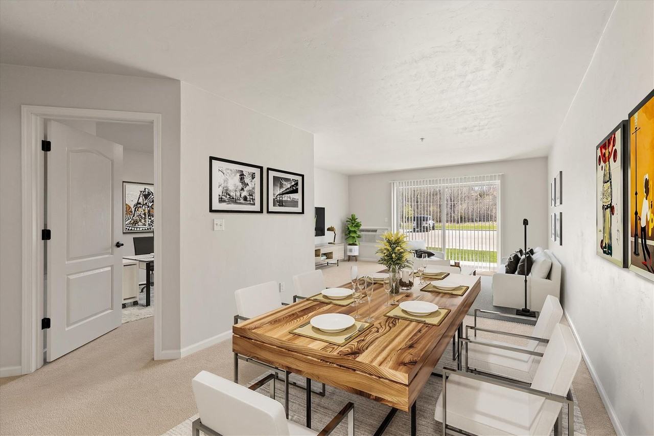 Broadway Commons LLC - Photo 2 of 36