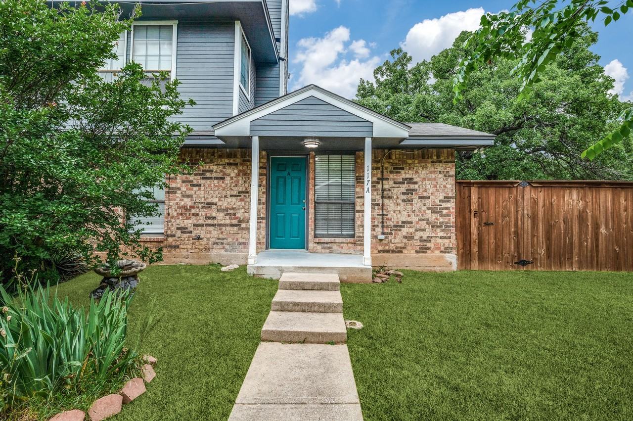 117 Peachtree Court - Photo 2 of 12