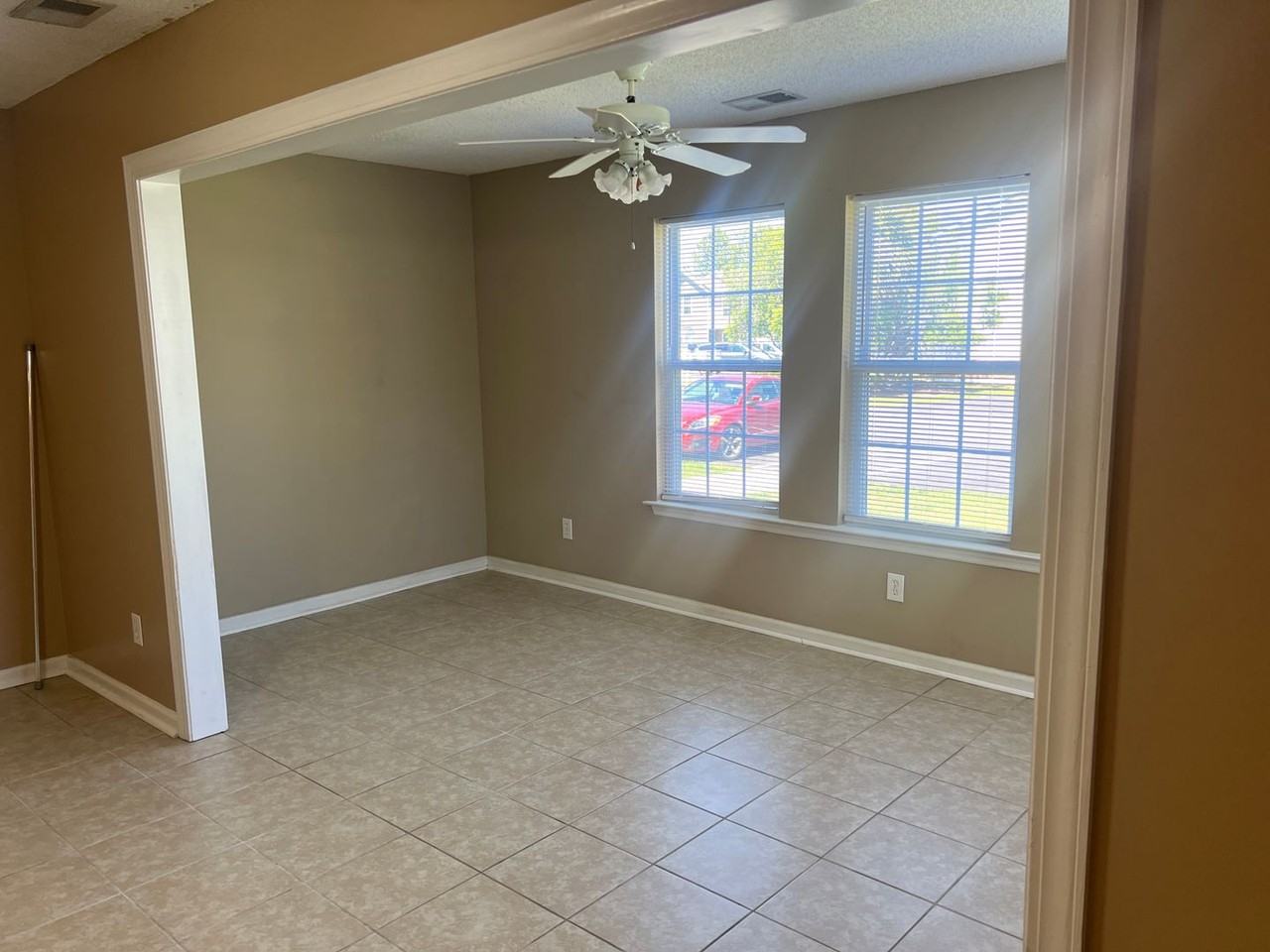 3806 Maypop Cir - Photo 5 of 26