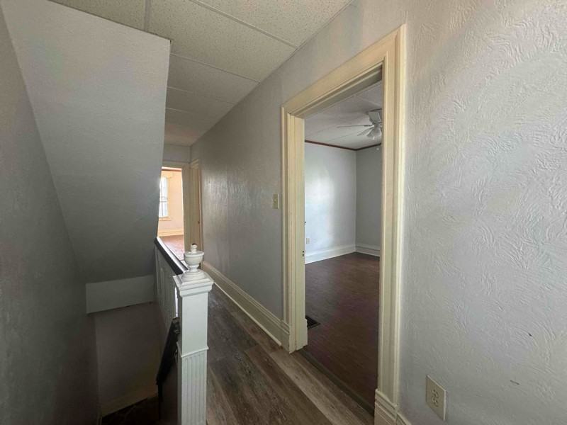 420 Arabella St - Photo 4 of 9