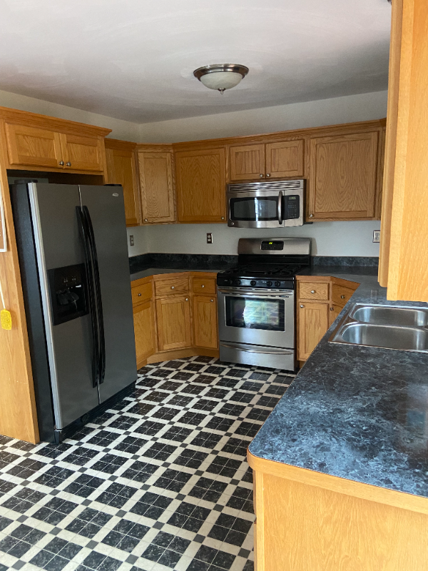1283 Fyler Rd - Photo 3 of 25