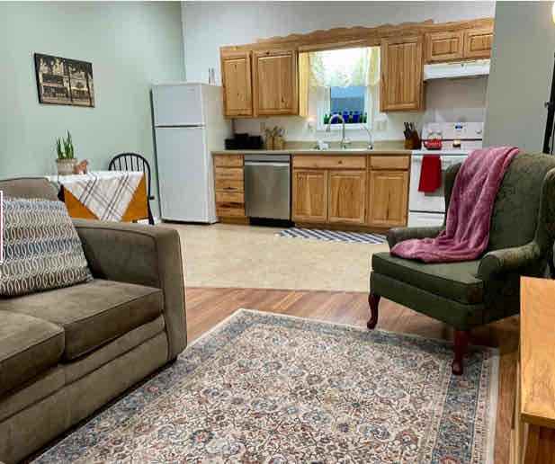 9 Pine Ledge Ldg #2 - Photo 3 of 10