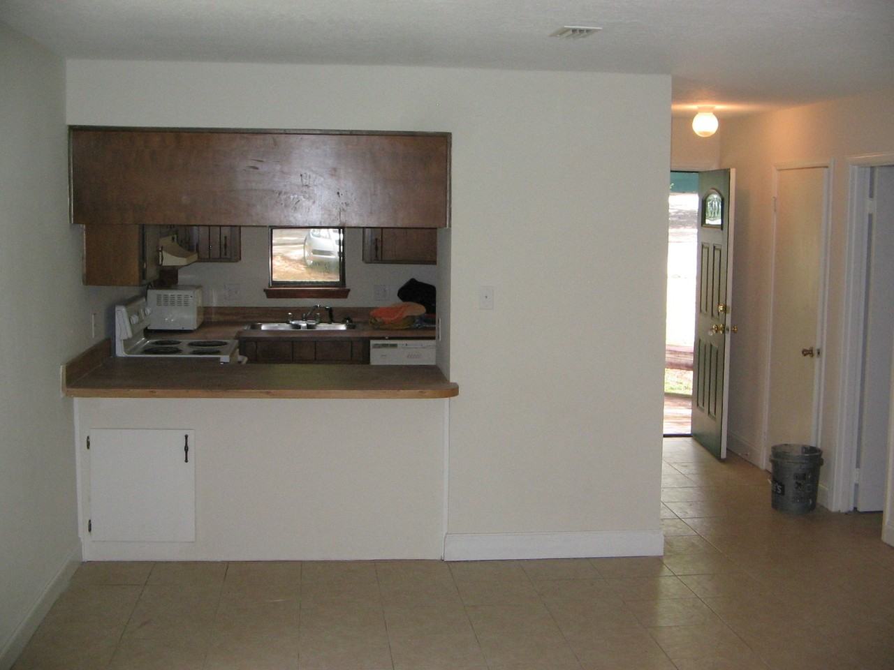 1206 Cross Creek Way - Photo 3 of 3