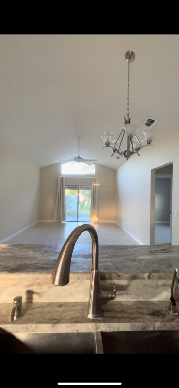 939 Lejay St - Photo 3 of 12