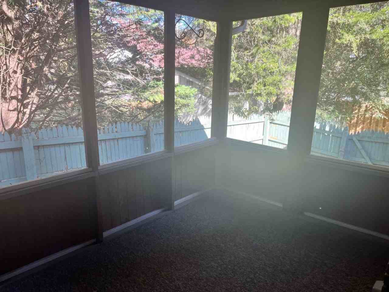 1427 Ebenezer Rd - Photo 7 of 25