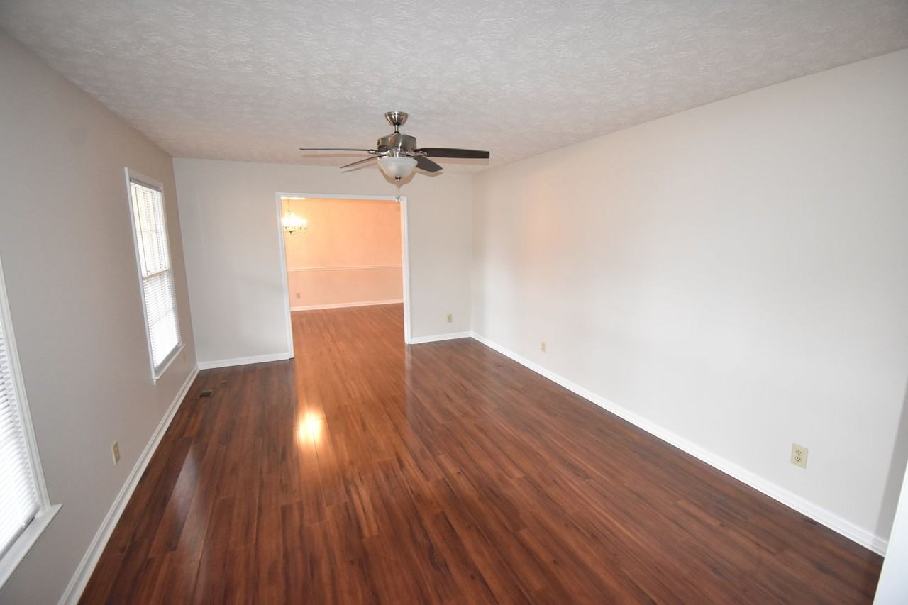 2609 Argosy Ct - Photo 3 of 20