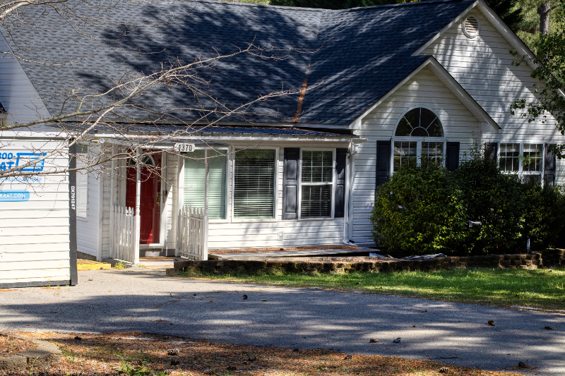 1370 Rays Bridge Rd - Photo 2 of 20