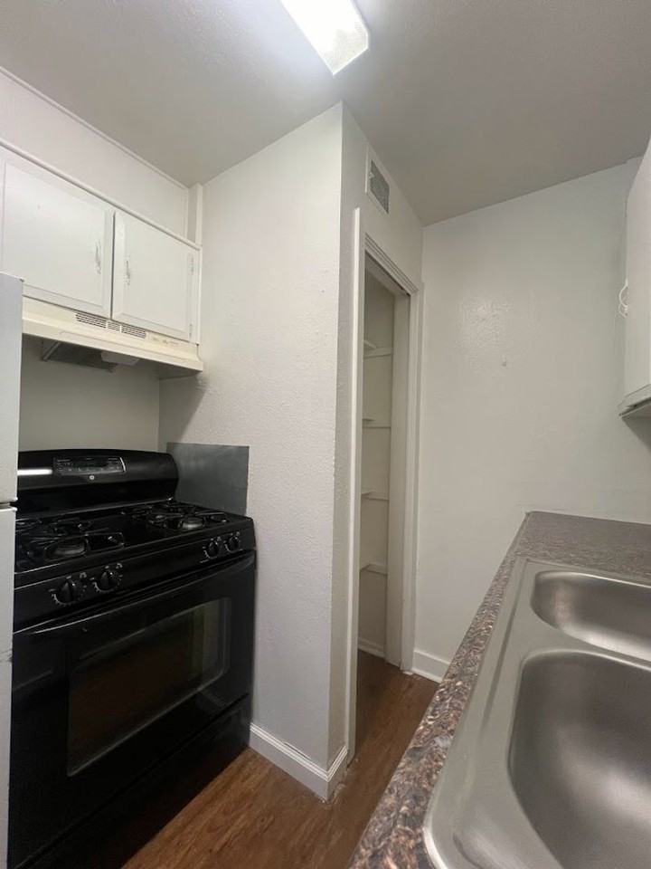 Palisades - Photo 7 of 17