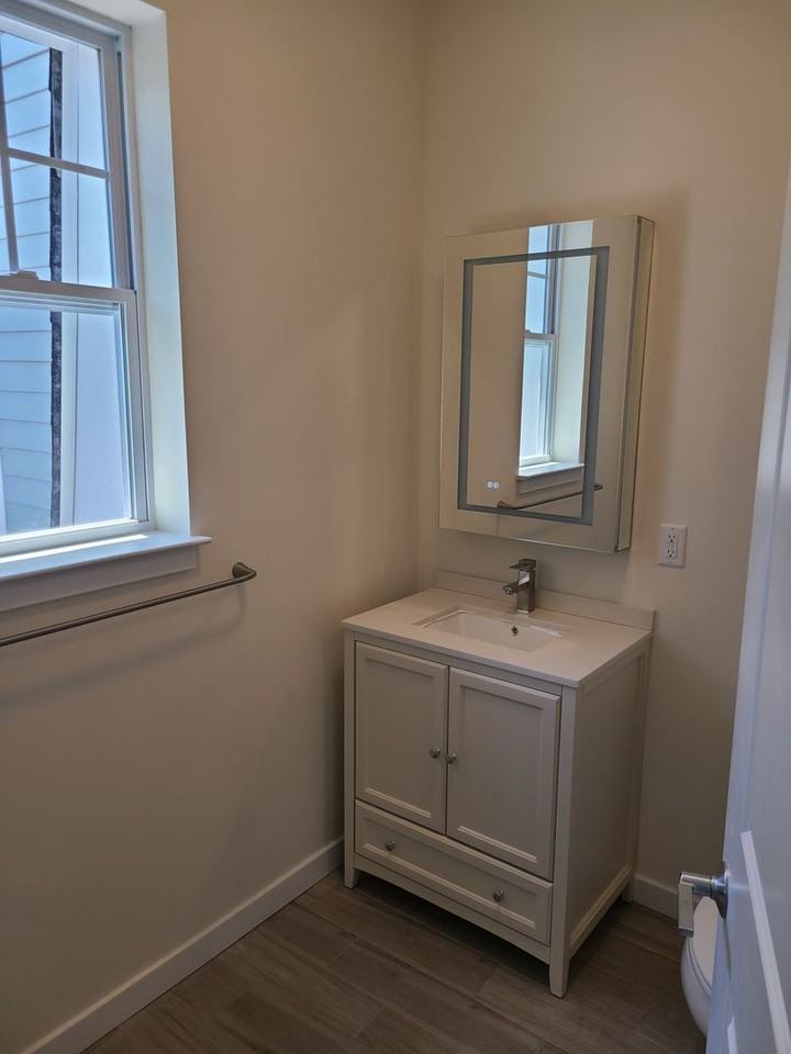 Lexington Riverview - Photo 5 of 16