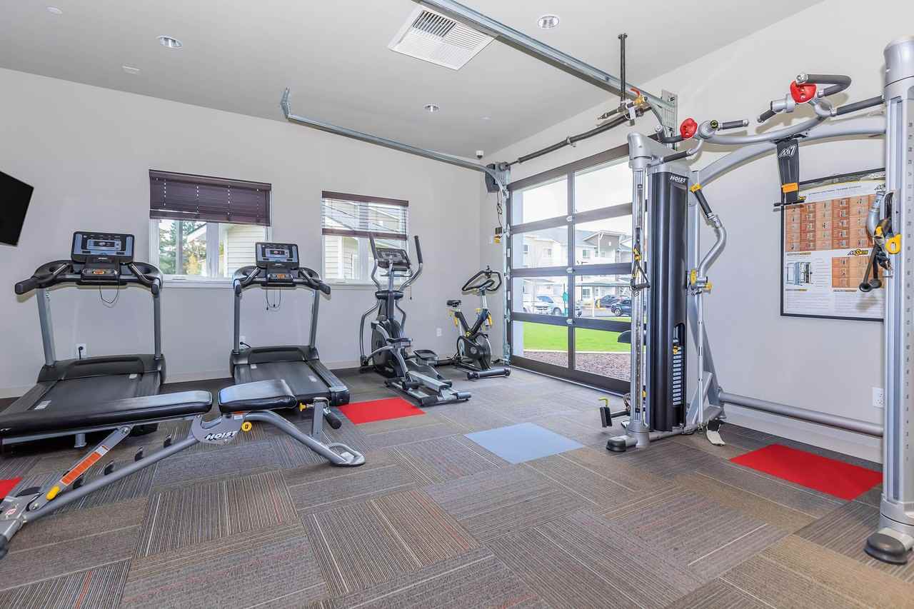 Novo on 52nd - Photo 6 of 38