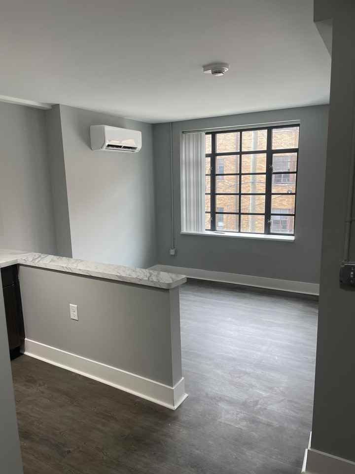 931 Covington Dr #214