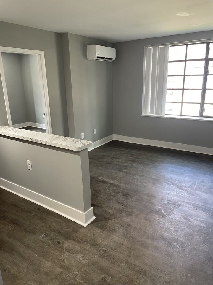 931 Covington Dr #204