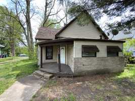 featured image of 35 Lake St #NA