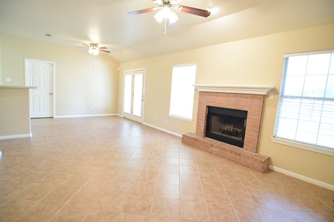 1202 Frio St #NA - Photo 7 of 23