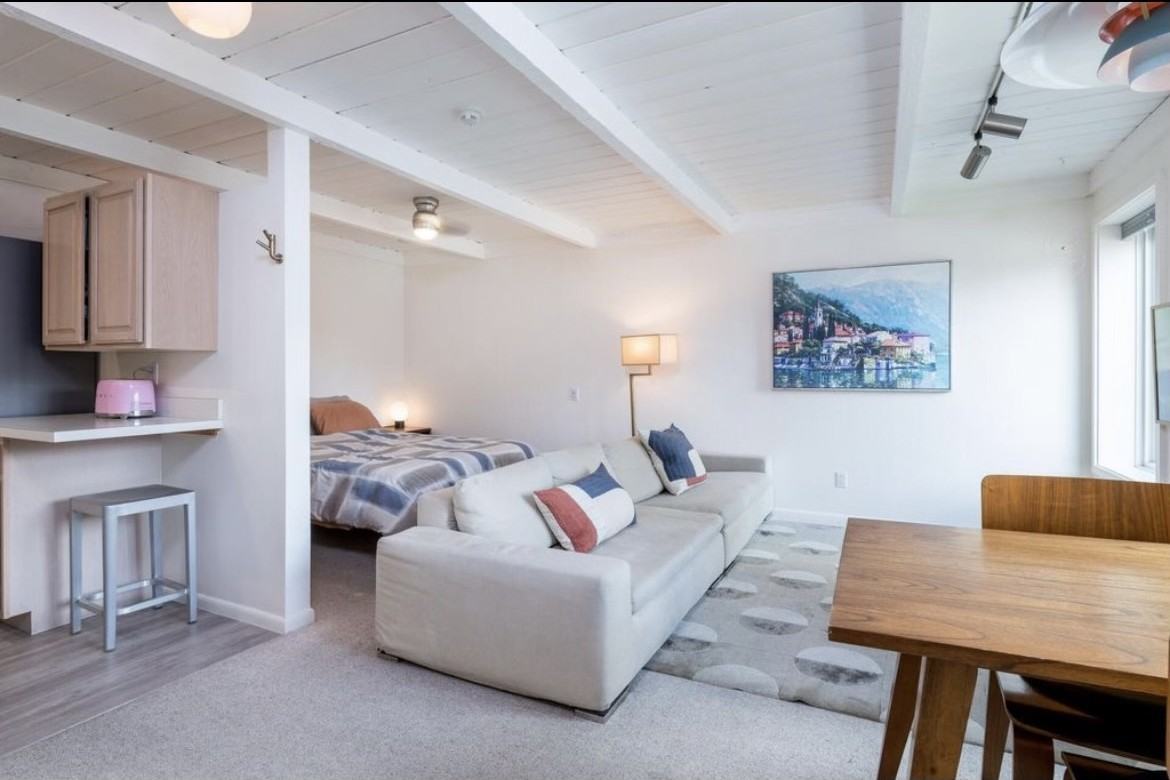 1040 Atelier Condo Dr #NA - Photo 2 of 11