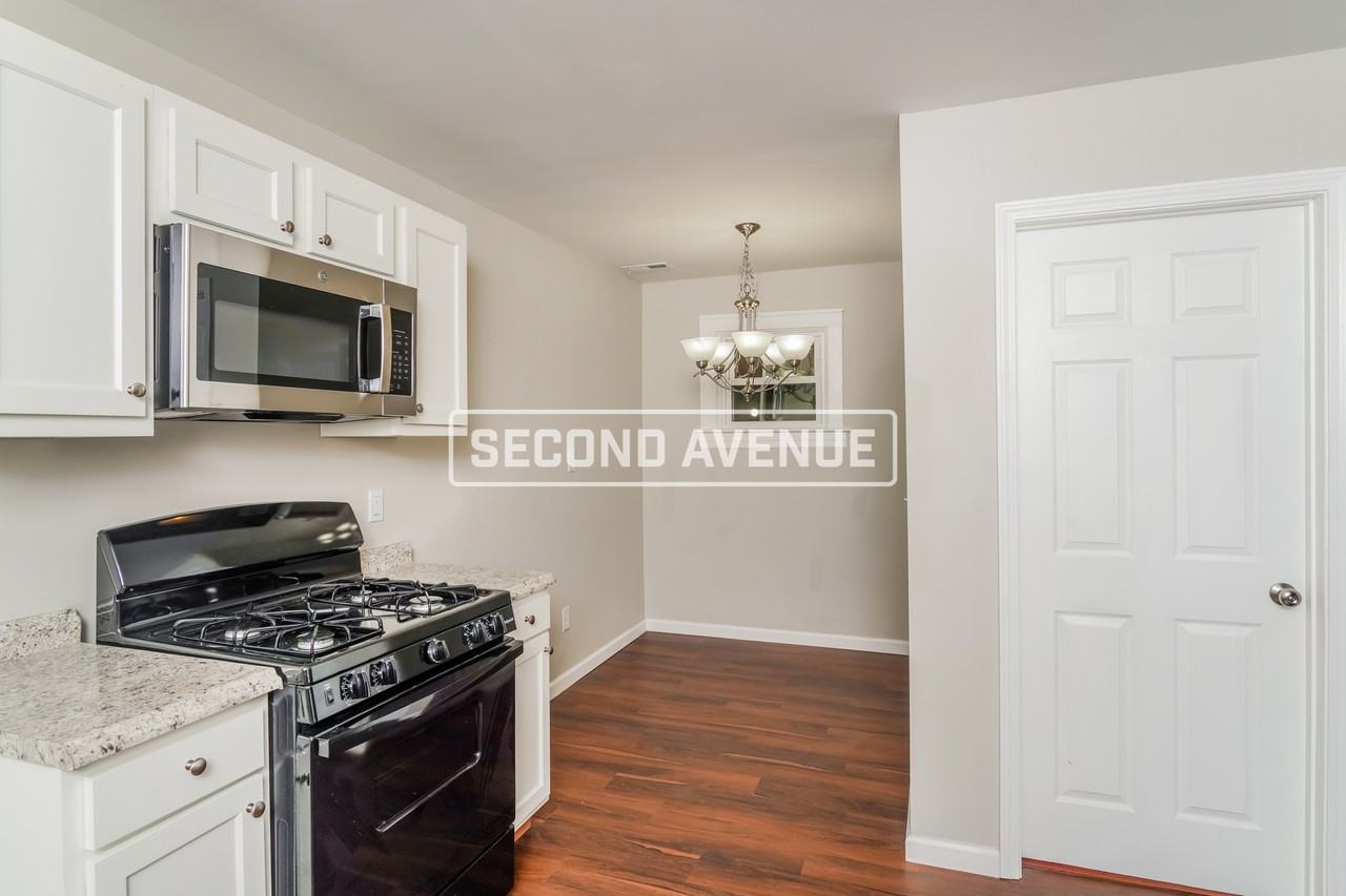 3030 Greenwood Ave - Photo 5 of 21