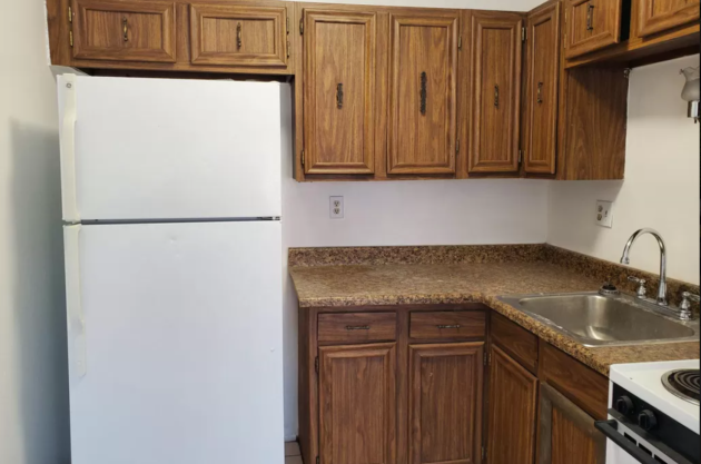 1814 South Rosemont Avenue - Photo 2 of 5