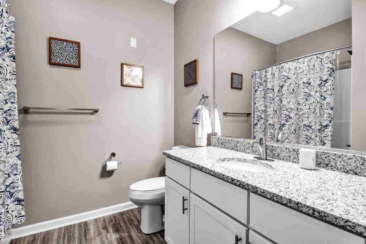 The Parkway Apartments - Photo 6 of 42