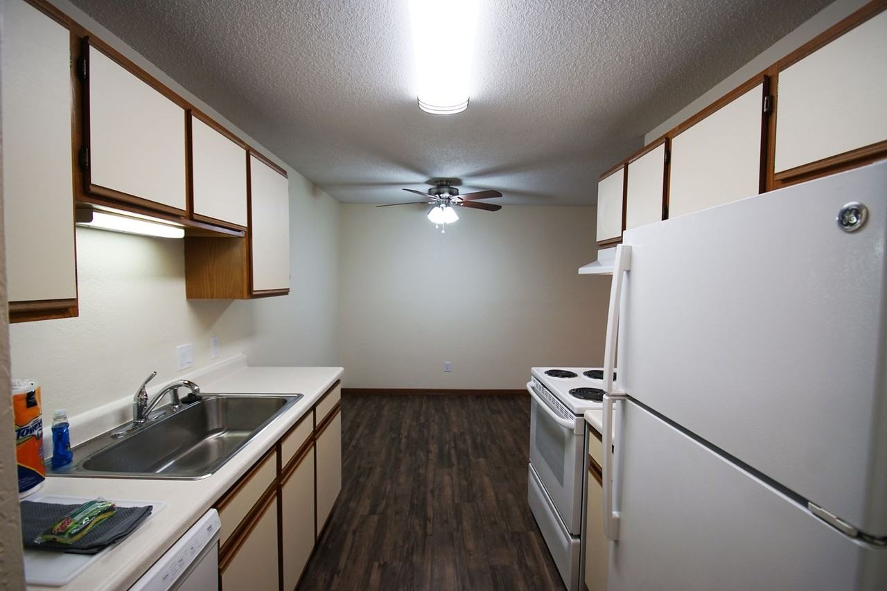 Park Place Apartments(501) in Burnsville - Photo 2 of 16