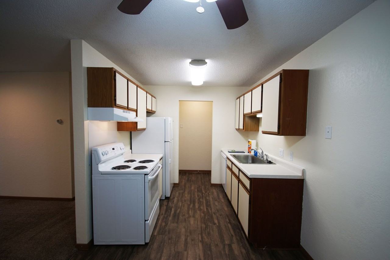 Park Place Apartments(501) in Burnsville - Photo 3 of 16