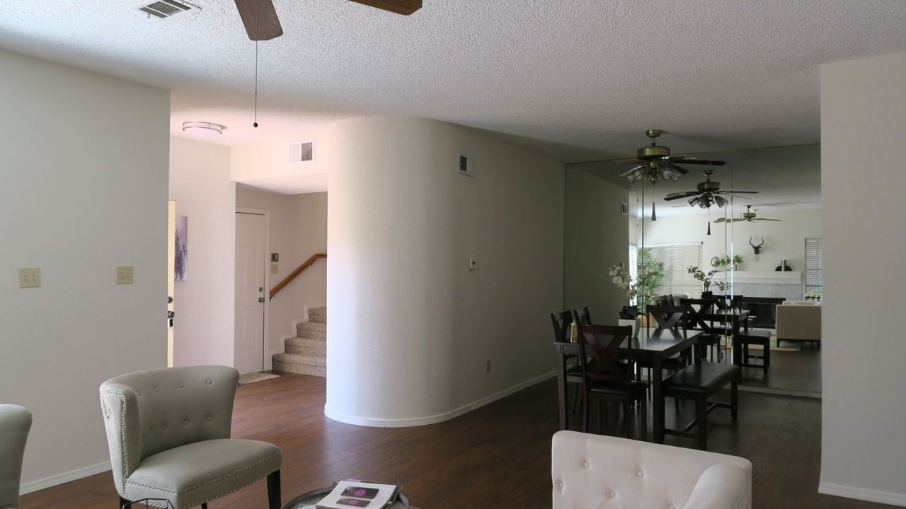 2909 Matterhorn Dr - Photo 3 of 15