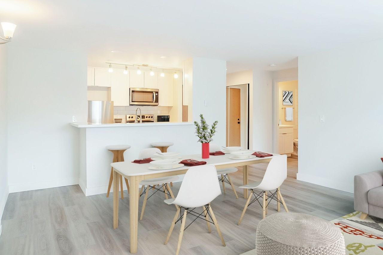 Ballard Heights Apartments - Photo 4 of 10