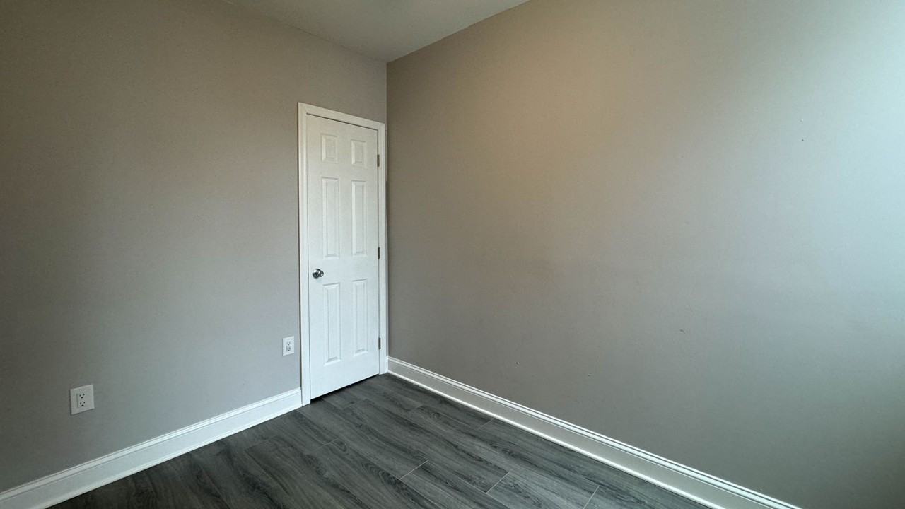 2603 W Seltzer St - Photo 6 of 13