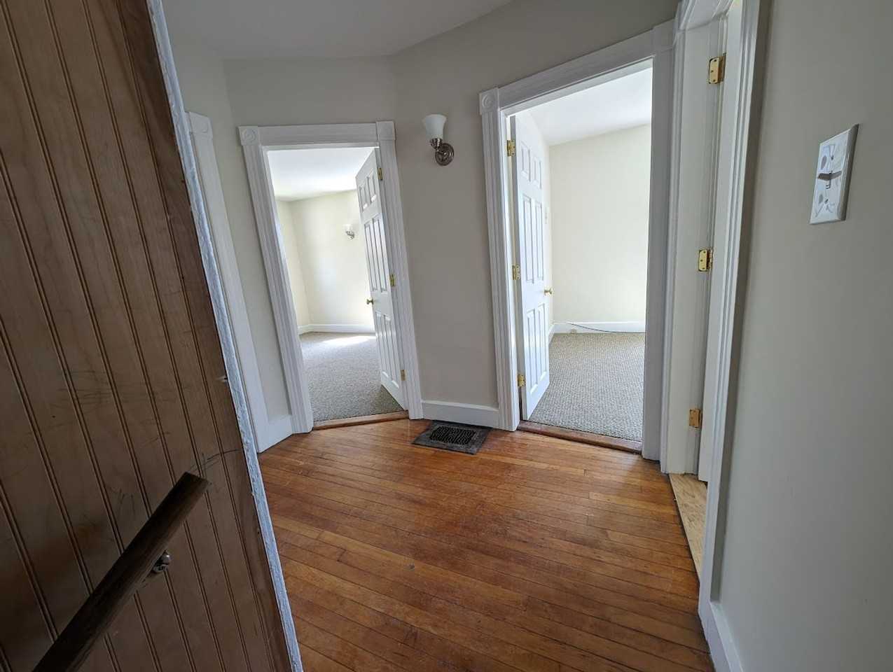 4244 Pine St - Photo 3 of 15