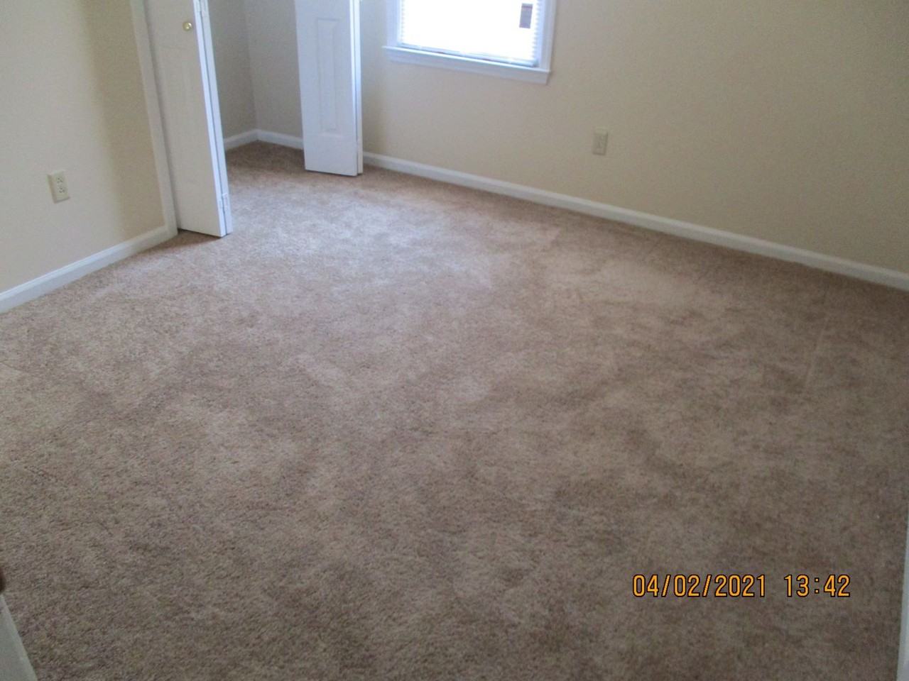 2808 Falcon Ln Apt A - Photo 3 of 5