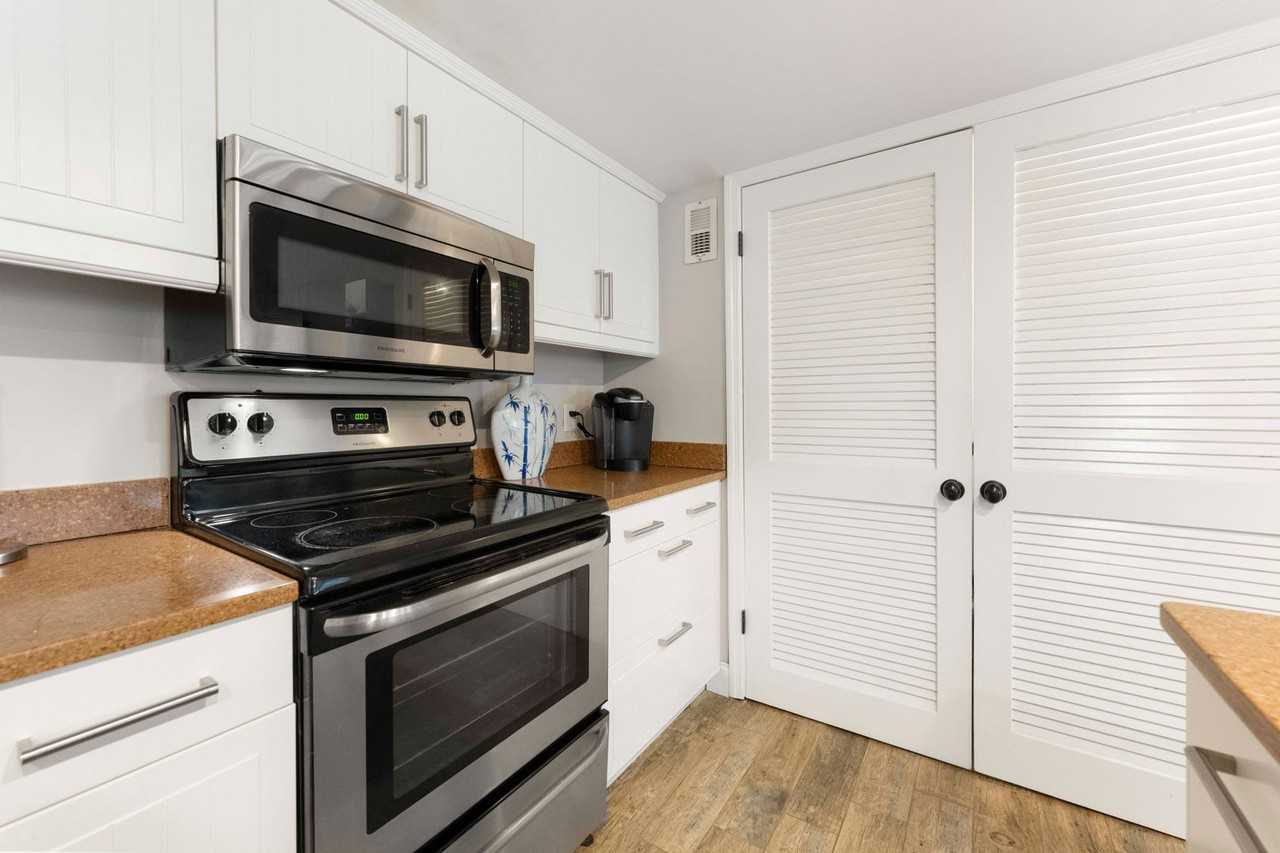 2277 Seminole Road #O - Photo 5 of 34