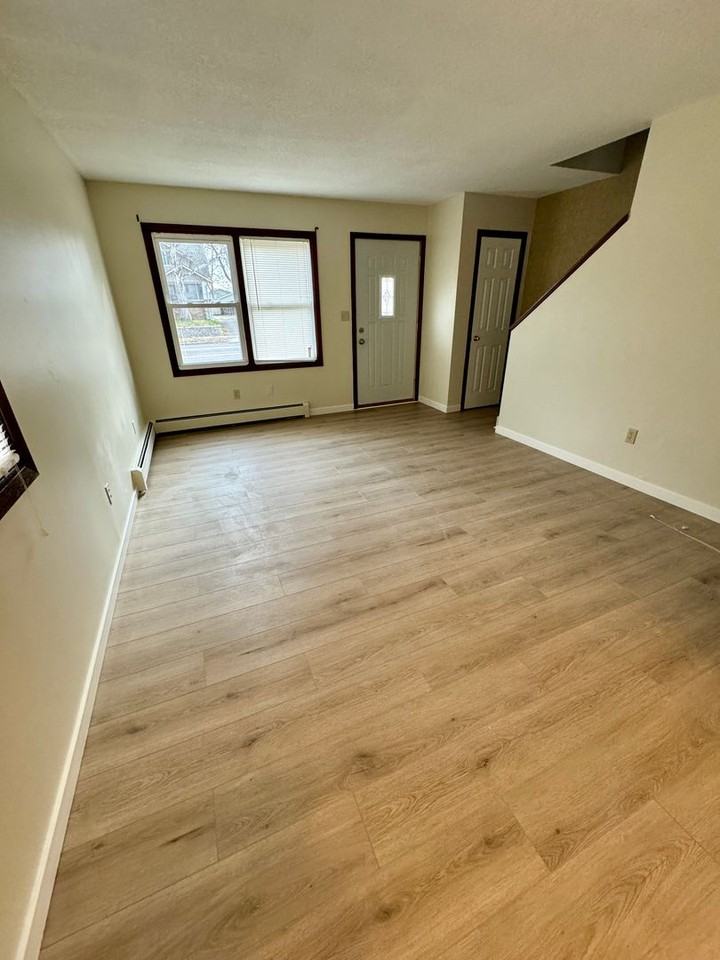 POF 934/942/946 - Photo 3 of 7