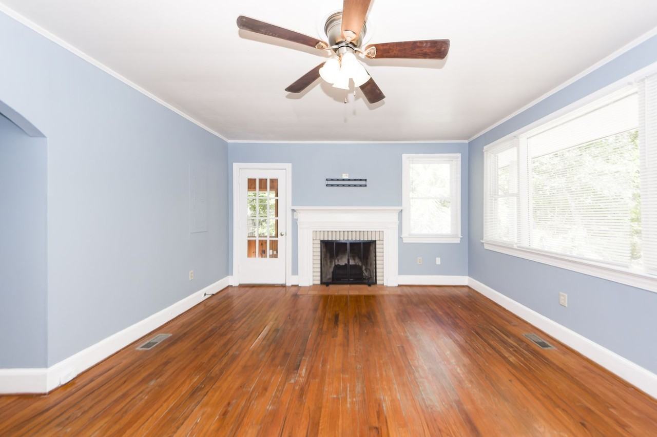2105 Bentz Rd - Photo 3 of 50