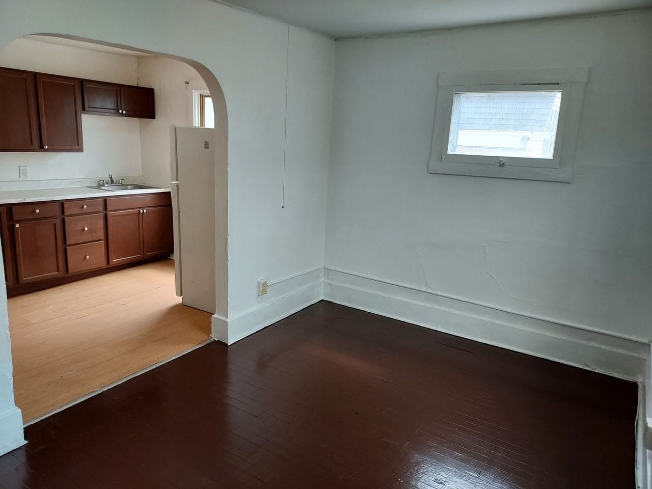 184 Santee St - Photo 3 of 8