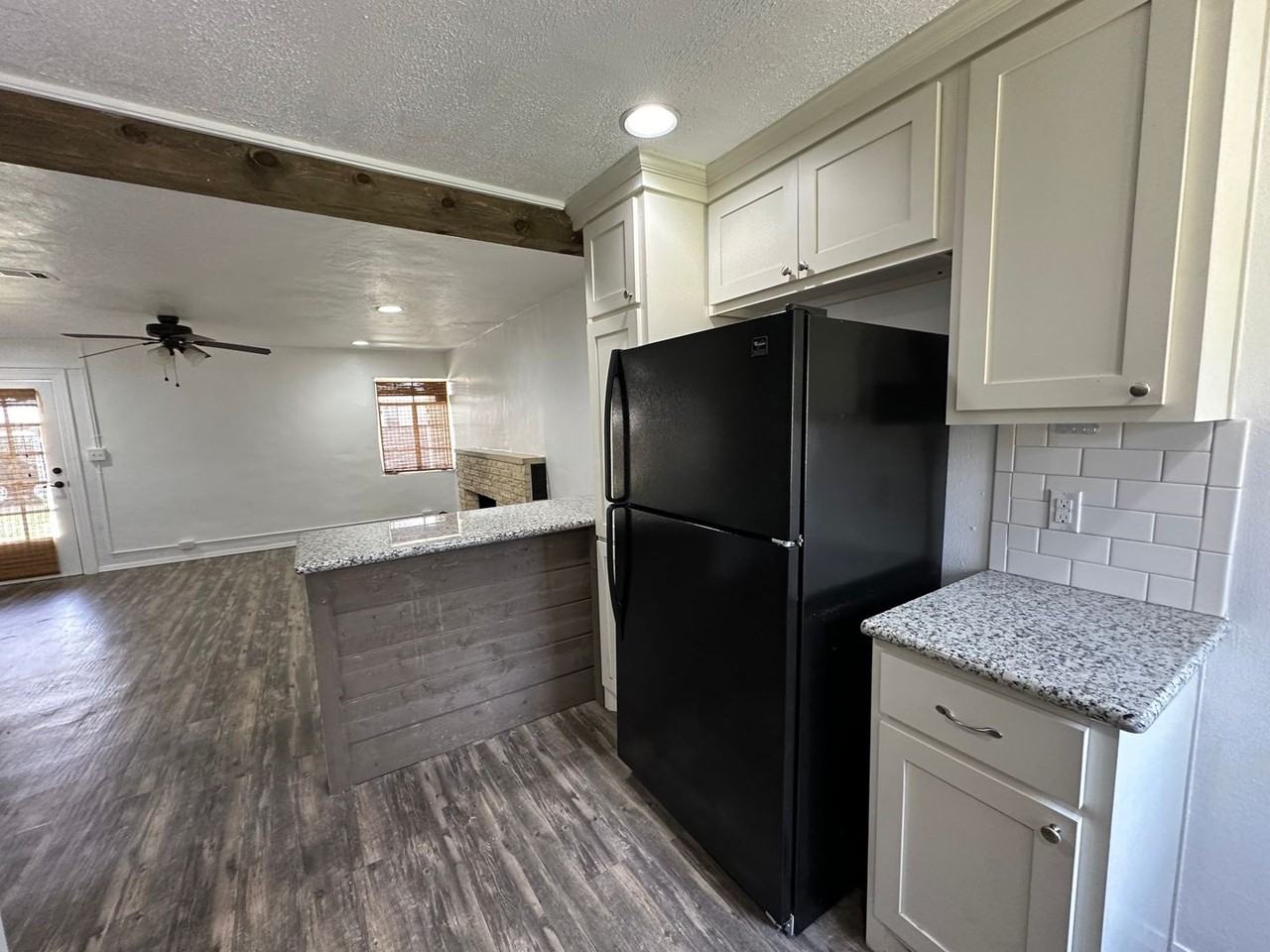 1959 Arcadia Loop - Photo 7 of 11