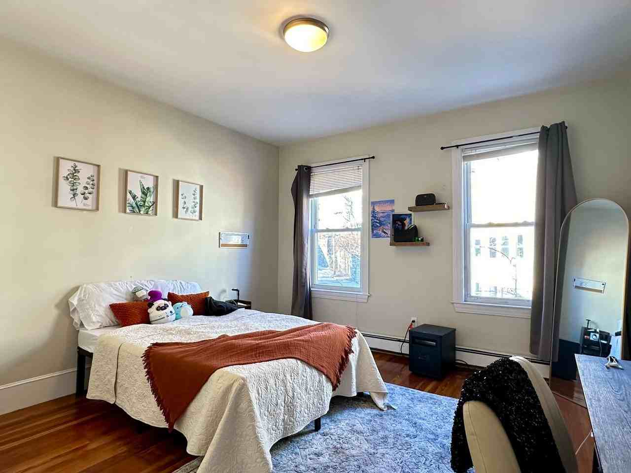 10 Wensley St - Photo 7 of 28