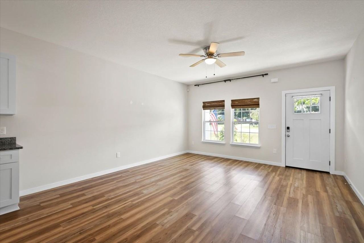 700 Hamilton Ave - Photo 2 of 27