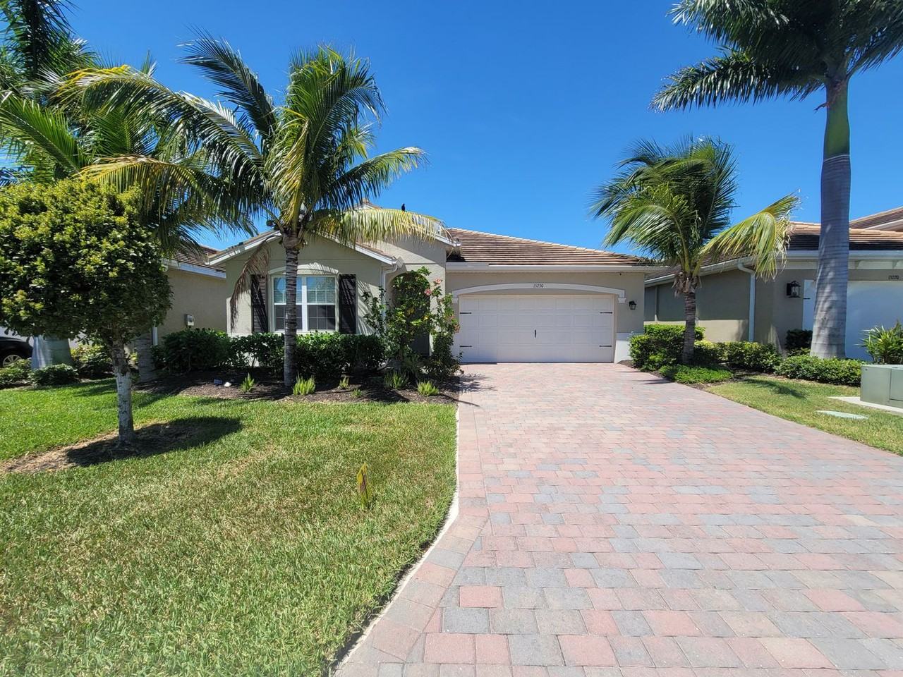 15230 Torino Ln - Photo 2 of 20