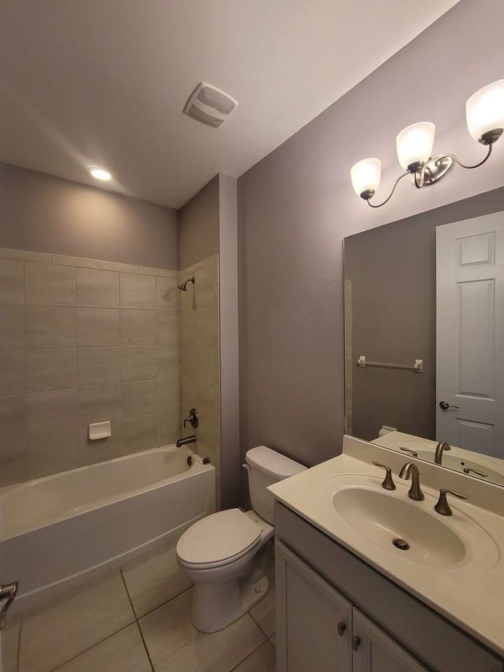 15230 Torino Ln - Photo 3 of 20