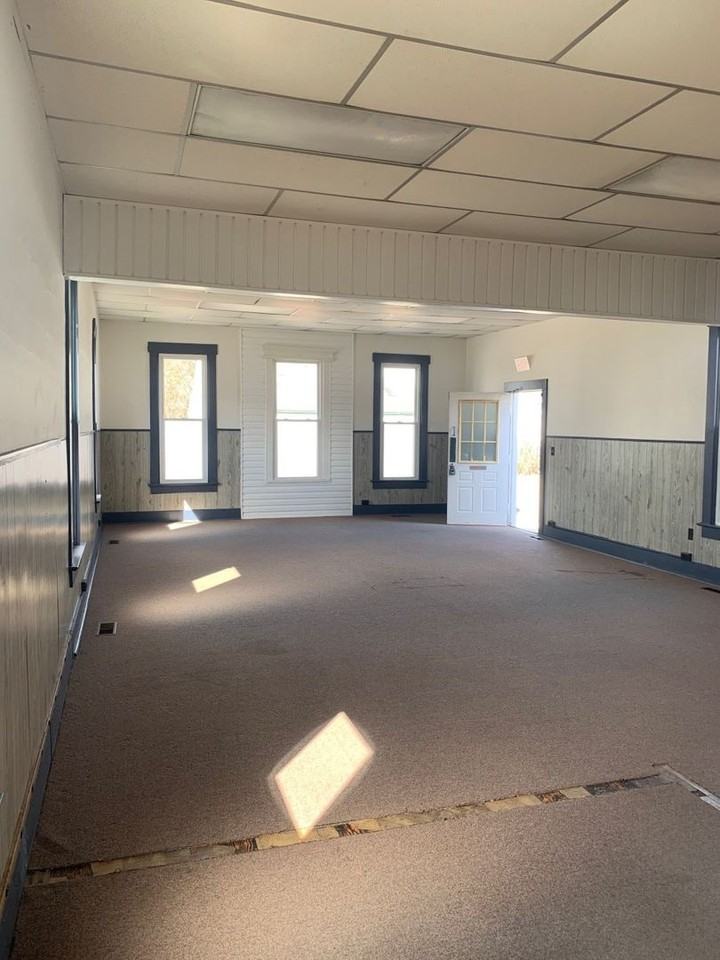 105 W Martindale Rd - Photo 5 of 15