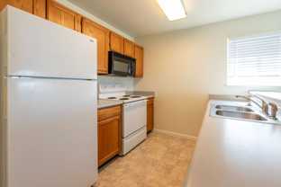 Highline Pointe Apts. - Photo 1 of 1