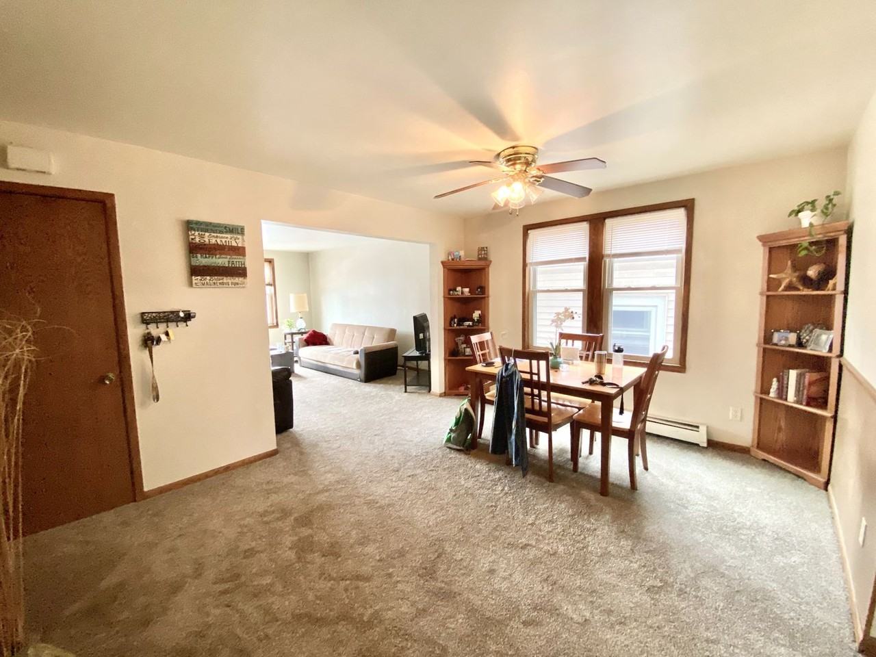 3650 Barnard - Photo 3 of 8